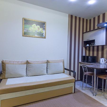 خاركيف Siesta Hotel المظهر الخارجي الصورة