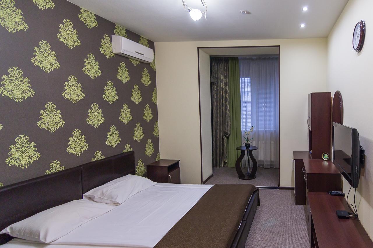 خاركيف Siesta Hotel المظهر الخارجي الصورة
