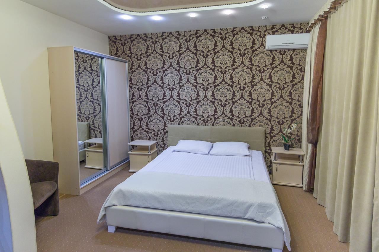خاركيف Siesta Hotel المظهر الخارجي الصورة